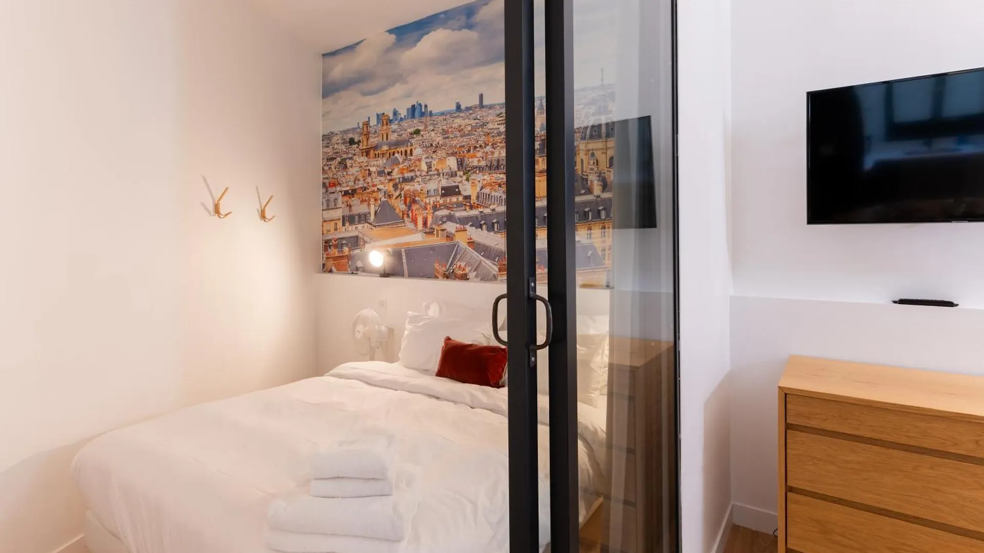 Saint Germain Sartre Apartment Paris 0*,  France