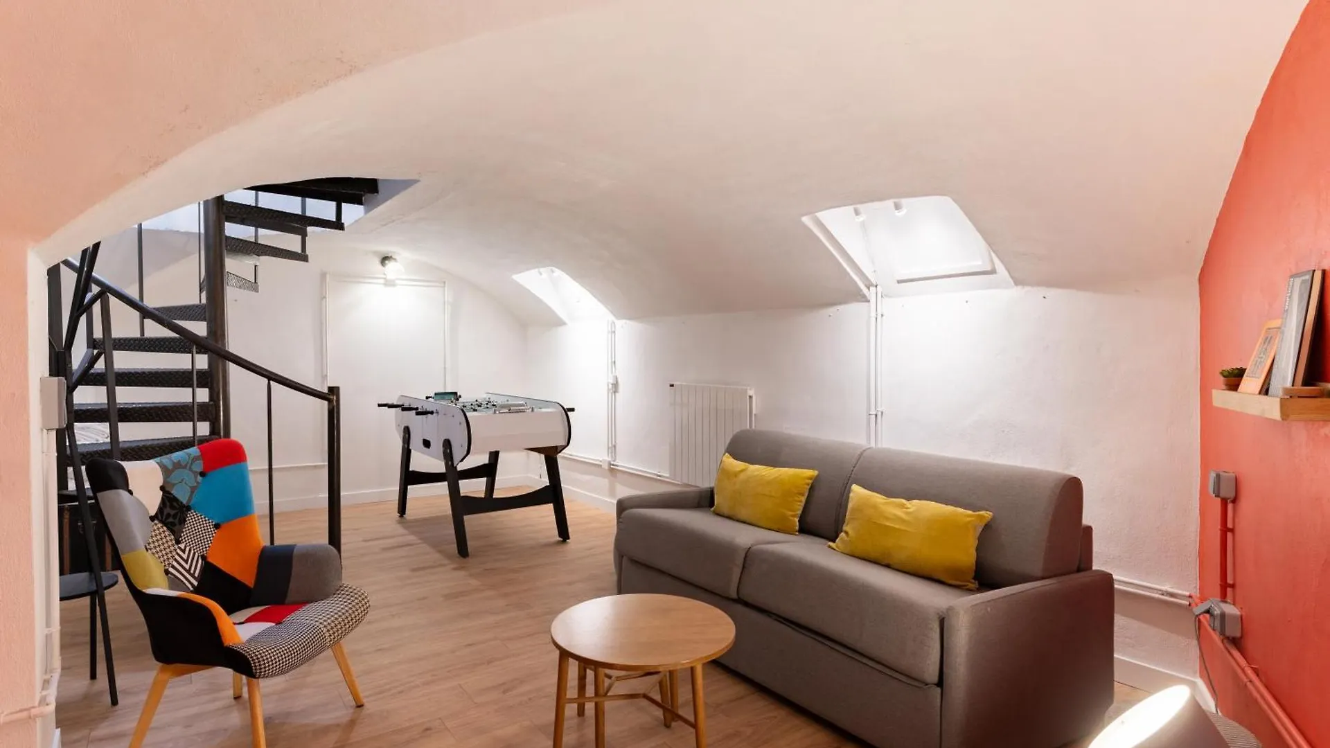 Saint Germain Sartre Apartment París