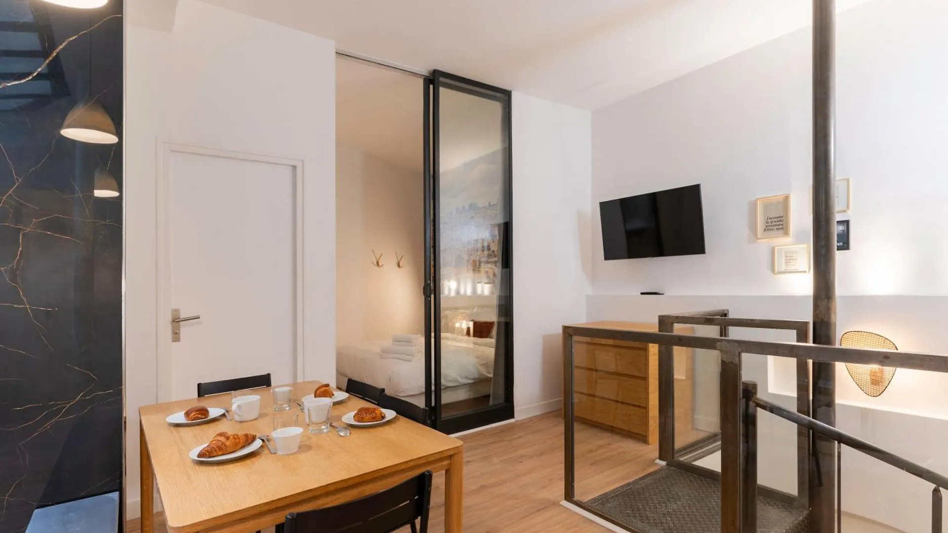 Saint Germain Sartre Apartment París 0*,